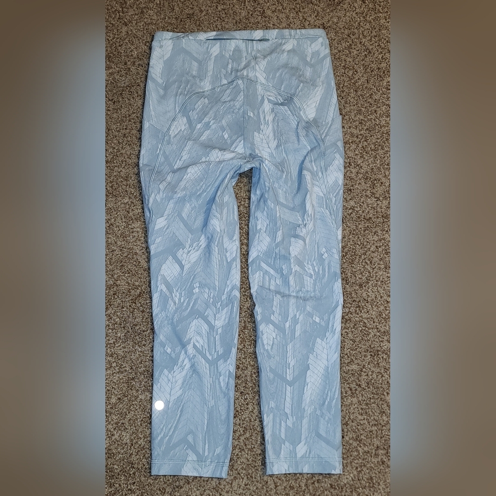 NWT - LULULEMON Swift Speed High Rise Crop 21" Leggings - size 6